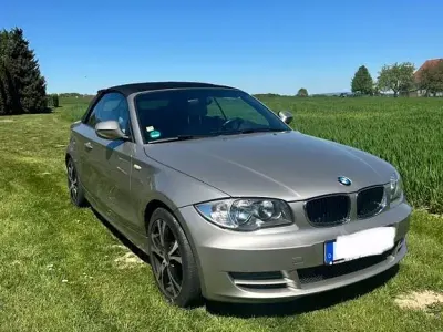 Gebraucht BMW 118 Cabriolet Sport Line 143 PS (105 kW) 2010 Grau Cabrio