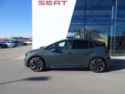 Dark forest green (metallic) Neu 2025 Cupra Born VZ Kleinwagen | 53.710 € (Teuer)