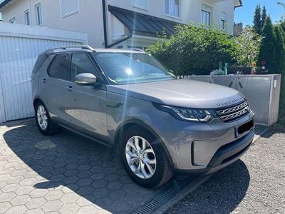 Land Rover Discovery 5