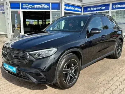 Gebraucht Mercedes GLC220 AMG 220 PS (161 kW) 2023 Obsidianschwarz SUV