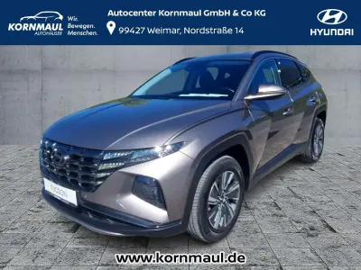 Gebraucht Hyundai Tucson Trend 179 PS (131 kW) 2022 Silky bronze / met SUV