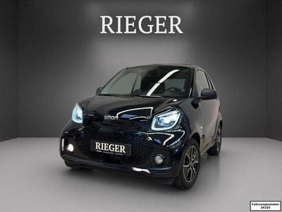 Second-hand Smart ForTwo Electric Drive Passion Exclusive 60 kW (82 CP) 2023 Negru Cabrio
