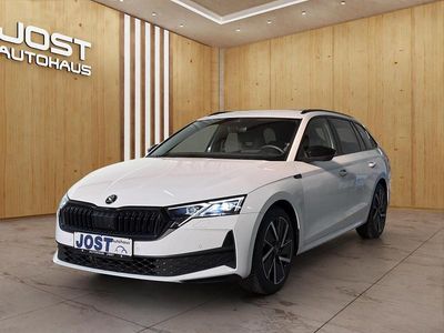 Gebraucht Skoda Octavia SportLine 150 PS (110 kW) 2025 Moonweiß perleffekt Kombi