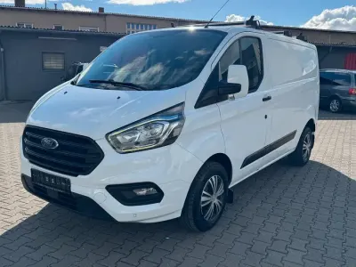 Gebraucht Ford Transit Custom Trend 131 PS (96 kW) 2018 Weiß Van / Kleinbus