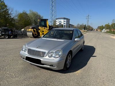 Mercedes C220