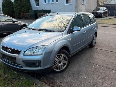 Blau Gebraucht 2005 Ford Focus Kombi | 1.090 € (Superpreis)