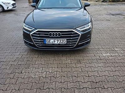 Audi A8L