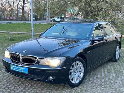BMW 750
