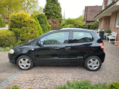 Używany VW Fox Style 60 KM (44 kW) 2011 Czarny Hatchback