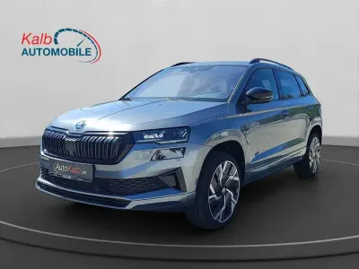 Gebraucht Skoda Karoq SportLine 150 PS (110 kW) 2022 Grau SUV