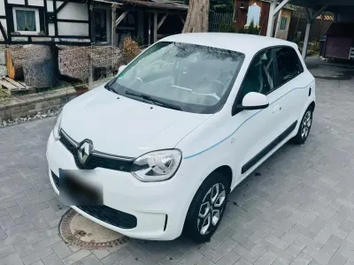 Używany Renault Twingo Zen 60 kW (82 KM) 2021 Biały Hatchback