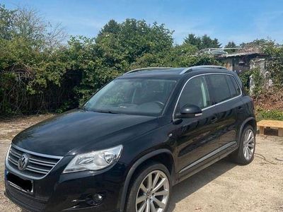 Schwarz Gebraucht 2009 VW Tiguan R-line SUV | 8.599 € (Etwas zu teuer)