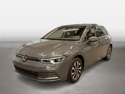 Gebraucht VW Golf VIII Active 150 PS (110 kW) 2023 Delfingrau Limousine