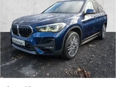 Gebraucht BMW X1 Advantage 192 PS (141 kW) 2019 Blau SUV