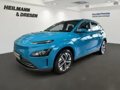 Second-hand Hyundai Kona Select 100 kW (136 CP) 2023 Albastru SUV