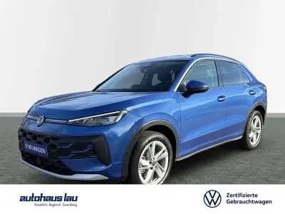 Neu VW T-Roc Cabriolet Life 150 PS (110 kW) 2026 Blau SUV