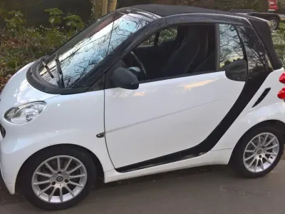 Używany Smart ForTwo Cabrio 54 KM (39 kW) 2011 Biały Kabriolet