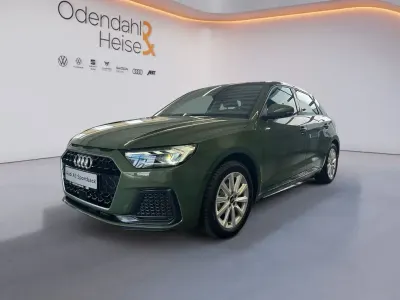 Neu Audi A1 Sportback Advanced Plus 95 PS (69 kW) 2026 Grün Kleinwagen