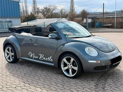 Usata VW New Beetle 105 CV (77 kW) 2009 Grigio Utilitaria