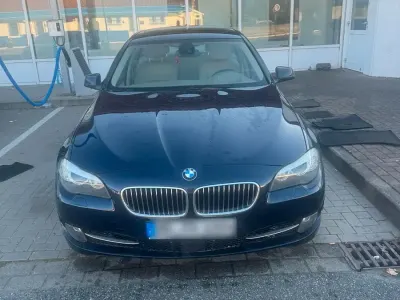 Gebraucht BMW 525 204 PS (150 kW) 2010 Blau Limousine