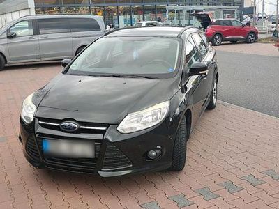 Usata Ford Focus 115 CV (84 kW) 2012 Nero Station wagon