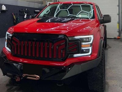 Usata Ford V8 530 CV (389 kW) 2020 Rosso SUV