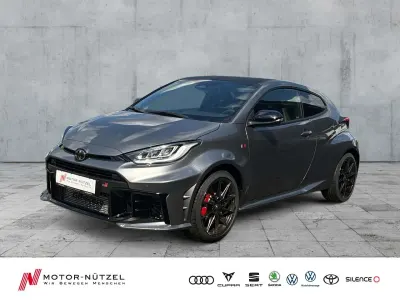 Używany Toyota Yaris 280 KM (205 kW) 2024 Srebrny Hatchback