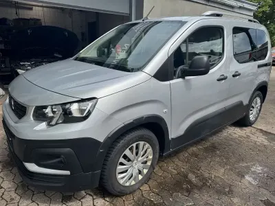 Gebraucht Peugeot Rifter 131 PS (96 kW) 2020 Silber Van / Kleinbus