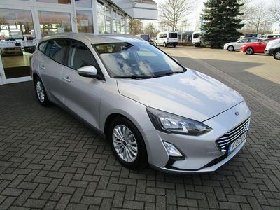 Gebraucht Ford Focus Titanium 125 PS (91 kW) 2021 Silber Limousine