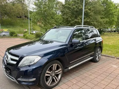 Gebraucht Mercedes GLK250 204 PS (150 kW) 2014 Blau SUV