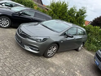 Gebraucht Opel Astra Edition 105 PS (77 kW) 2022 Grau Kleinwagen