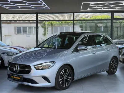 Gebraucht Mercedes B200 163 PS (119 kW) 2024 Silber Kleinwagen