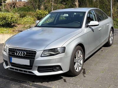 Gebraucht Audi A4 Ambiente 160 PS (117 kW) 2011 Silber Limousine