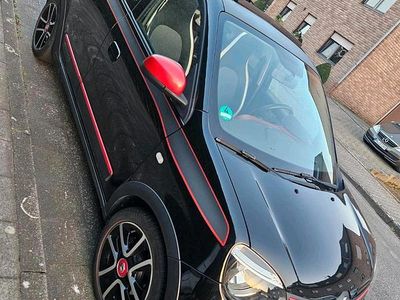 Second-hand Renault Twingo Intens 90 CP (66 kW) 2016 Negru Hatchback