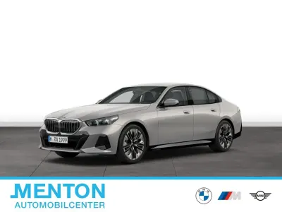 Gebraucht BMW 540 286 PS (210 kW) 2026 Grau Limousine