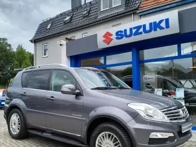 Gebraucht SsangYong Rexton Sapphire 155 PS (114 kW) 2015 Grau SUV