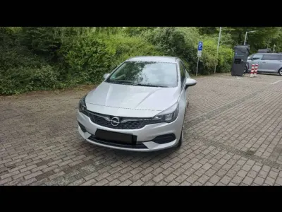Gebraucht Opel Astra Edition 122 PS (89 kW) 2020 Silber Kombi