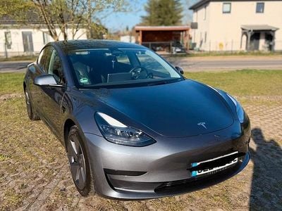 Usado Tesla Model 3 Standard Range 209 kW (285 HP) 2022 Cinzento Sedan
