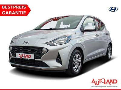Gebraucht Hyundai i10 Select 67 PS (49 kW) 2021 Sleek silver / met Kleinwagen