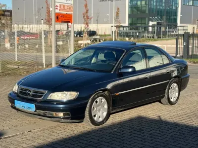 Gebraucht Opel Omega 170 PS (125 kW) 2000 Blau Limousine