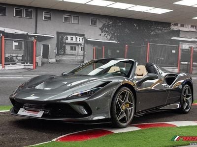 Gebraucht Ferrari F8 721 PS (530 kW) 2022 Grau Cabrio