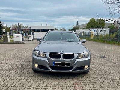 gebraucht BMW 318 i e91 Vollausstattung KeylessGo Pano AHK Fernlichtass