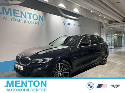 Gebraucht BMW 330e Shadowline 292 PS (214 kW) 2022 Schwarz Kombi