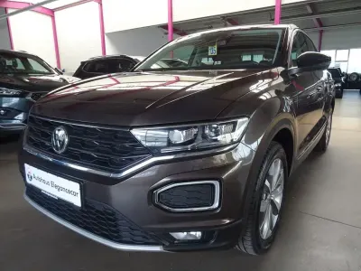 Usata VW T-Roc 150 CV (110 kW) 2019 Marrone SUV