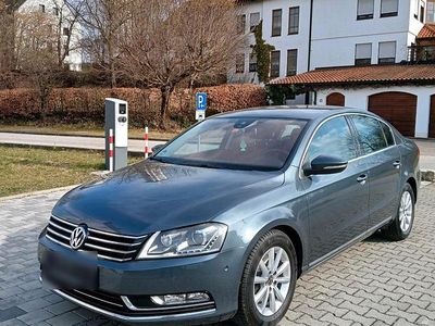 Gebraucht VW Passat 140 PS (102 kW) 2014 Limousine