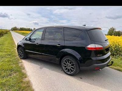 Gebraucht Ford S-MAX Titanium 140 PS (102 kW) 2010 Schwarz Van / Kleinbus