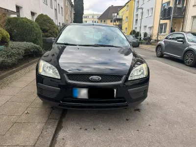 Gebraucht Ford Focus 101 PS (74 kW) 2005 Schwarz Kleinwagen
