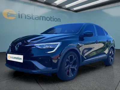 Gebraucht Renault Arkana 158 PS (116 kW) 2022 Schwarz SUV