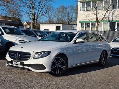 Gebraucht Mercedes E200 Avantgarde 160 PS (117 kW) 2019 Weiß Limousine