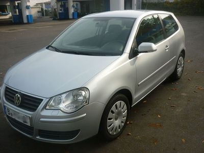 Silber Gebraucht 2006 VW Polo Comfortline Limousine | 5.890 € (Teuer)